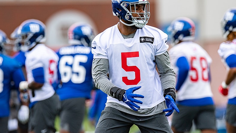 May 13, 2022; East Rutherford, NJ, USA; New York Giants linebacker Kayvon Thibodeaux (5) practices a drill during rookie camp at Quest Diagnostics Training Center. Mandatory Credit: John Jones-USA TODAY Sports