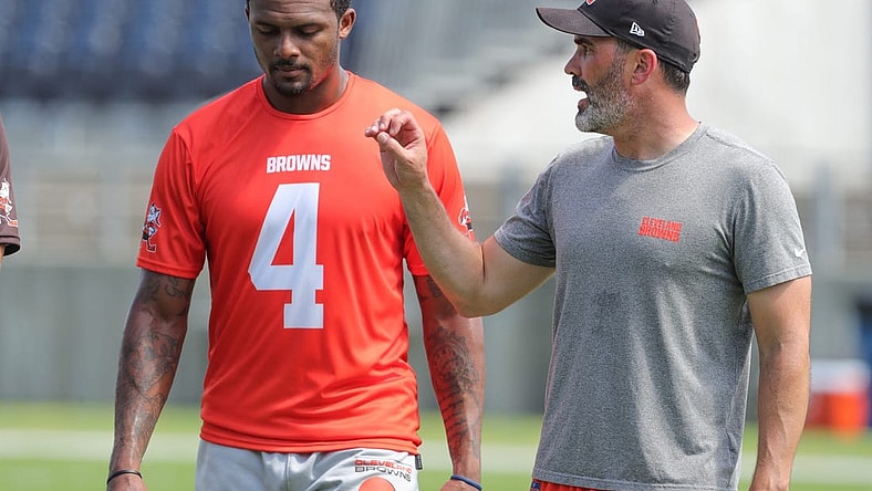 Cleveland Browns quarterback Deshaun Watson talks with head coach Kevin Stefansky after minicamp on Wednesday, June 15, 2022 in Canton, Ohio, at Tom Benson Hall of Fame Stadium.

Browns Hof 4