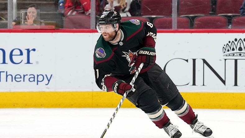 Apr 18, 2022; Glendale, Arizona, USA; Arizona Coyotes right wing Phil Kessel (81) skates against the Carolina Hurricanes during the second period at Gila River Arena. Mandatory Credit: Joe Camporeale-USA TODAY Sports