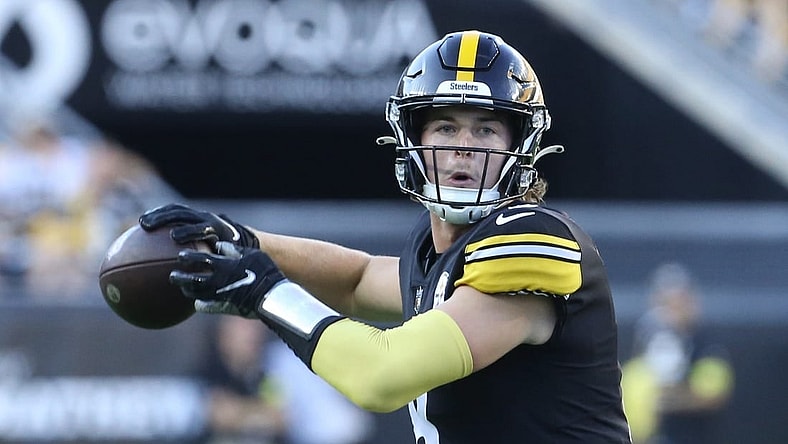 Aug 28, 2022; Pittsburgh, Pennsylvania, USA; Pittsburgh Steelers quarterback Kenny Pickett (8) passes the ball against the Detroit Lions during the third quarter at Acrisure Stadium. Mandatory Credit: Charles LeClaire-USA TODAY Sports