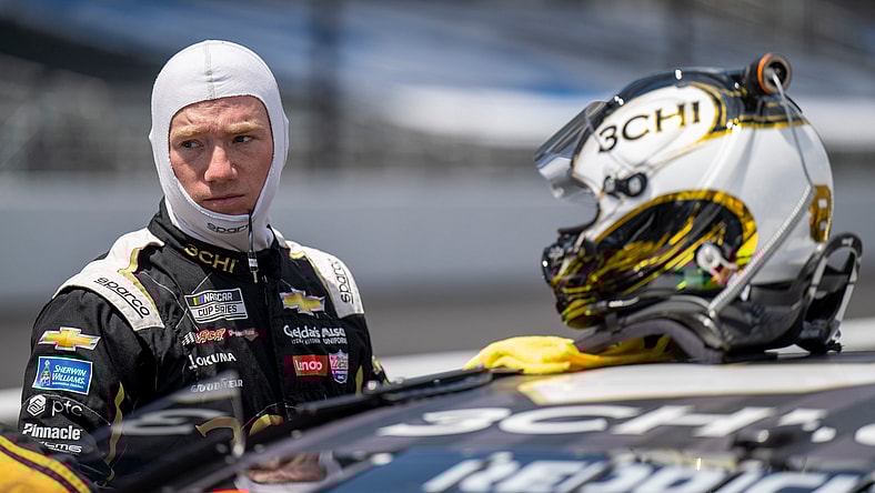 NASCAR: Verizon 200 at the Brickyard