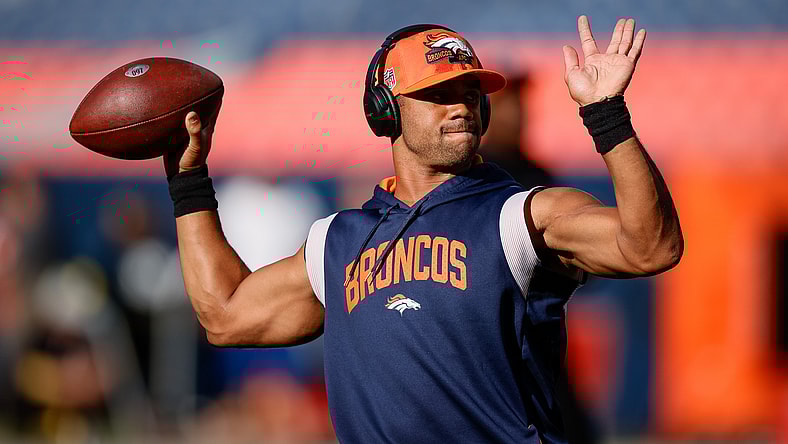 NFL: San Francisco 49ers at Denver Broncos