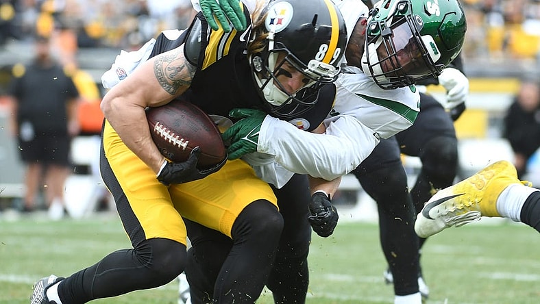 Oct 2, 2022; Pittsburgh, Pennsylvania, USA;  Pittsburgh Steelers wide receiver Gunner Olszewski (89) is stopped by New York Jets linebacker Kwon Alexander (9) for no gain during the first quarter at Acrisure Stadium. Mandatory Credit: Philip G. Pavely-USA TODAY Sports
