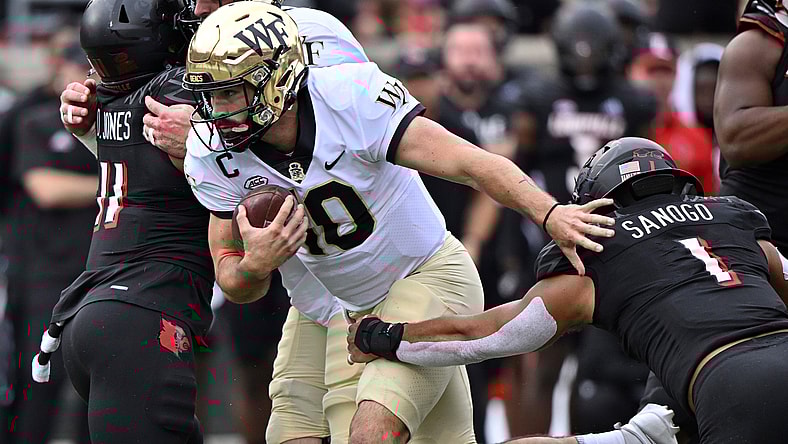 NCAA Football: Wake Forest at Louisville