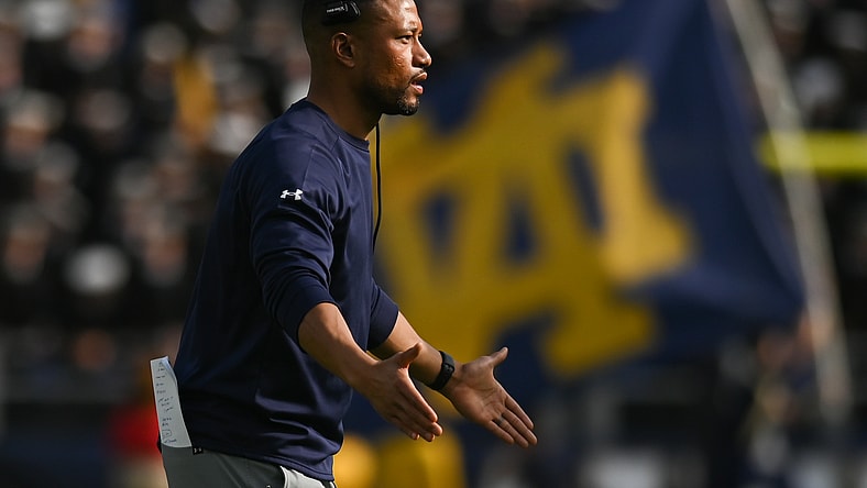 NCAA Football: Notre Dame at Navy