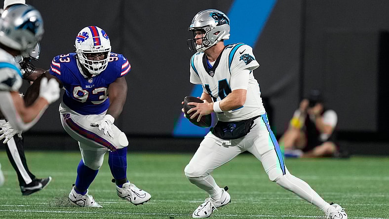 carolina panthers name sam darnold starting qb