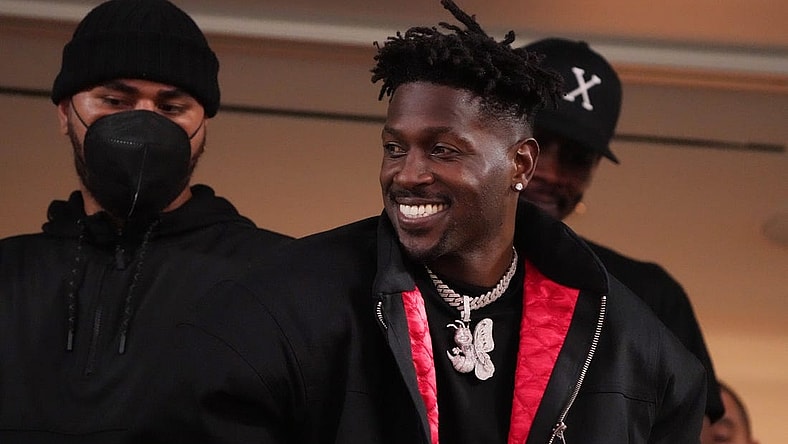 Feb 13, 2022; Inglewood, California, USA; NFL free agent Antonio Brown smiles in the third quarter in Super Bowl LVI at SoFi Stadium. Mandatory Credit: Kirby Lee-USA TODAY Sports
