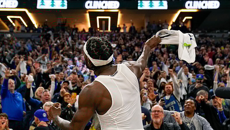 NBA: Playoffs-Los Angeles Clippers at Minnesota Timberwolves