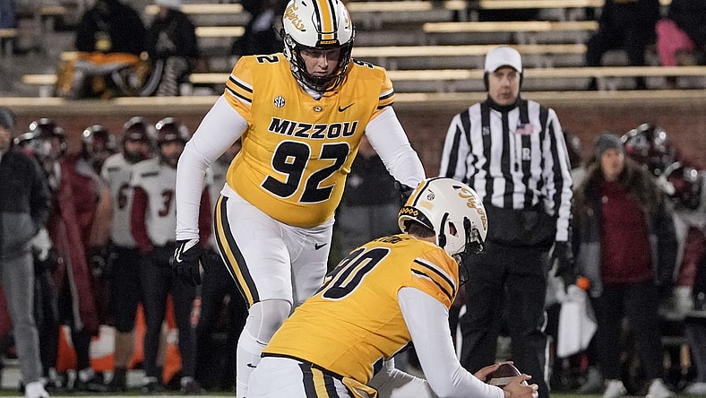 NCAA Football: New Mexico State at Missouri