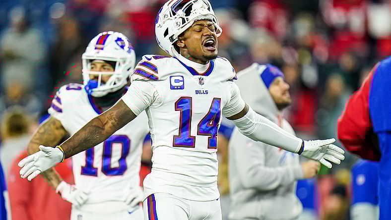 NFL: Buffalo Bills at New England Patriots