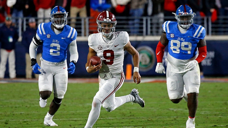 NCAA Football: Alabama at Mississippi