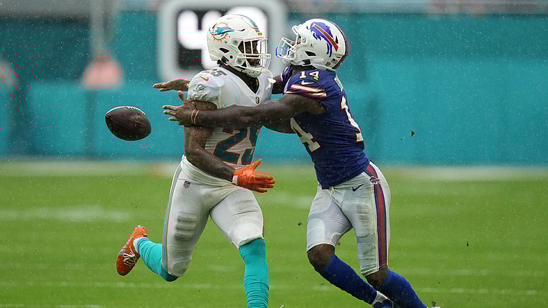 NFL: Buffalo Bills at Miami Dolphins
