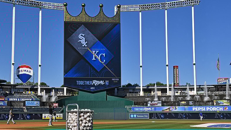 MLB: Chicago White Sox at Kansas City Royals