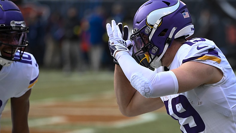 NFL: Minnesota Vikings at Chicago Bears