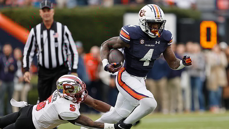 NCAA Football: Western Kentucky at Auburn