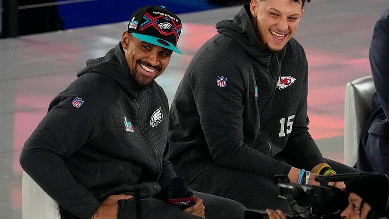 Philadelphia Eagles quarterback Jalen Hurts (1) and Kansas City Chiefs quarterback Patrick Mahomes (15) take the stage at the Footprint Center in downtown Phoenix during the NFL's Super Bowl Opening Night on Feb. 6, 2023.

Nfl Super Bowl Lvii Opening Night Kansas City Chiefs