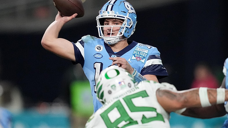 NCAA Football: Holiday Bowl-North Carolina at Oregon