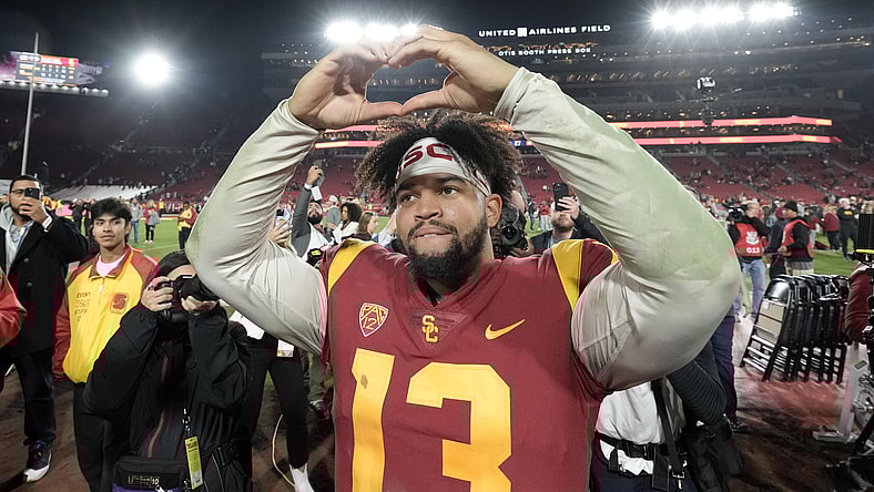 NCAA Football: Notre Dame at Southern California