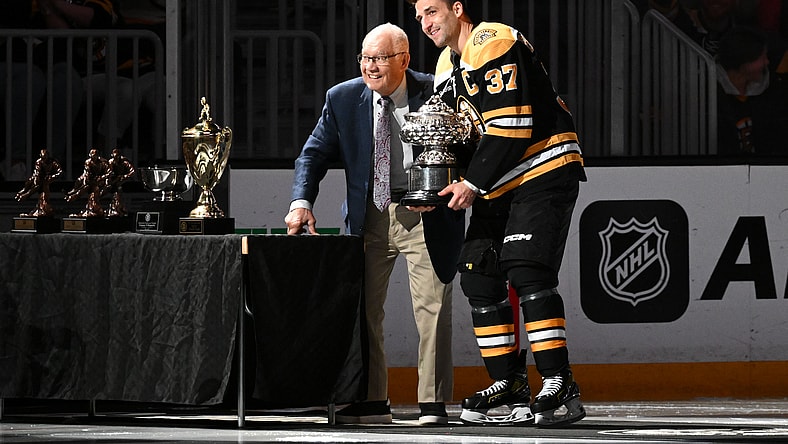 NHL: Columbus Blue Jackets at Boston Bruins