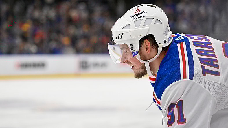 NHL: New York Rangers at St. Louis Blues