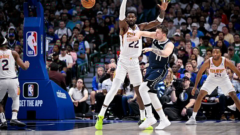 NBA: Phoenix Suns at Dallas Mavericks