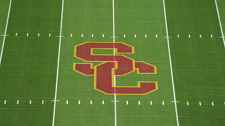 NCAA Football: Fresno State at Southern California