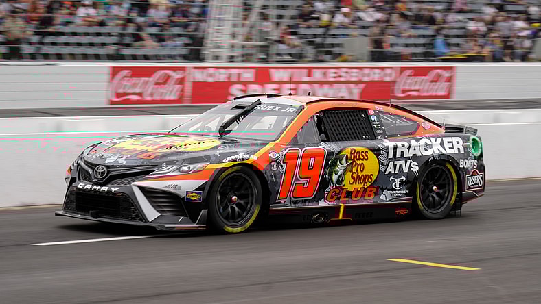 NASCAR: All-Star Practice and Qualifying Pit Crew Challenge