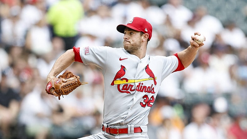 Jul 9, 2023; Chicago, Illinois, USA; St. Louis Cardinals starting pitcher Steven Matz (32) delivers a pitch against the Chicago White Sox during the first inning at Guaranteed Rate Field. Mandatory Credit: Kamil Krzaczynski-USA TODAY Sports