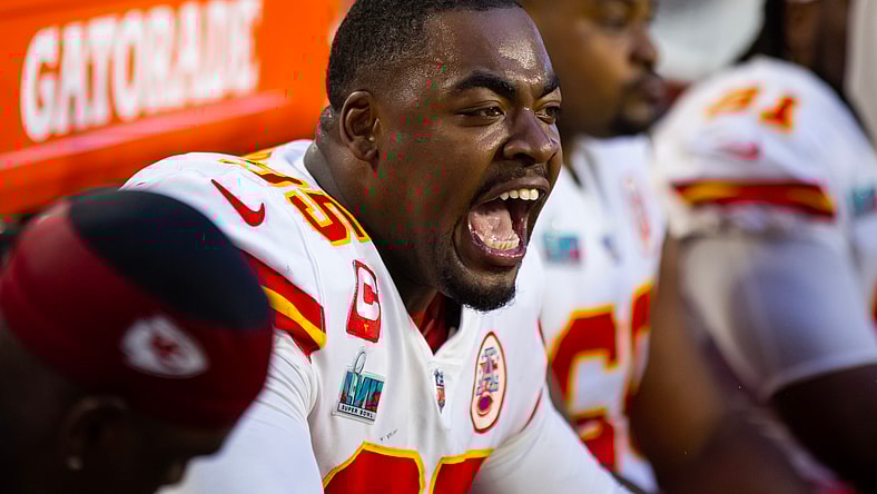 chris jones contract kansas city chiefs