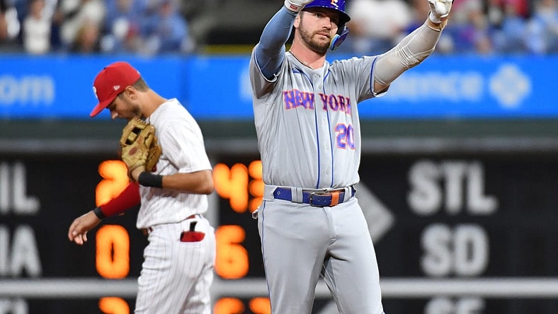 Sep 22, 2023; Philadelphia, Pennsylvania, USA; New York Mets first baseman Pete Alonso (20) reacts after hitting an RBI double during the first inning against the Philadelphia Phillies at Citizens Bank Park. Mandatory Credit: Eric Hartline-USA TODAY Sports