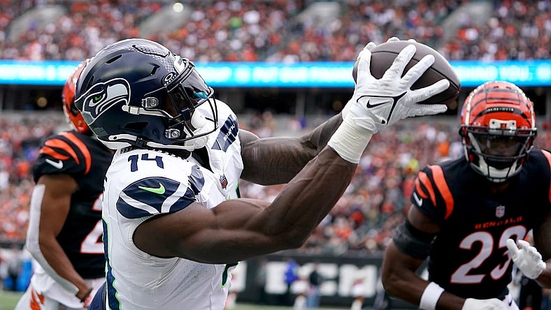 Oct 15, 2023; Cincinnati, Ohio, USA;  Seattle Seahawks wide receiver DK Metcalf (14) catches a pass but is out of bounds near the end zone in the third quarter against the Cincinnati Bengals at Paycor Stadium. Mandatory Credit: Kareem Elgazzar-USA TODAY Sports