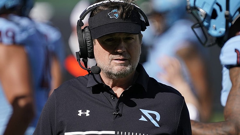 Mar 5, 2023; Arlington, TX, USA; Arlington Renegades head coach Bob Stoops on the sidelines against the Orlando Guardians during the first half at Choctaw Stadium. Mandatory Credit: Raymond Carlin III-USA TODAY Sports