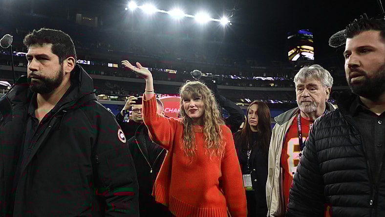 Taylor Swift, Travis Kelce