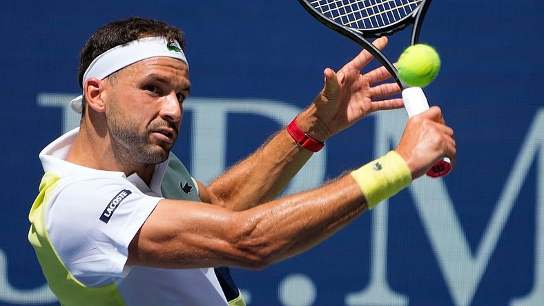 Aug 31, 2023; Flushing, NY, USA; Grigor Dimitrov of Bulgaria hits to Andy Murray of Great Britain on day four of the 2023 U.S. Open tennis tournament at USTA Billie Jean King National Tennis Center. Mandatory Credit: Robert Deutsch-USA TODAY Sports