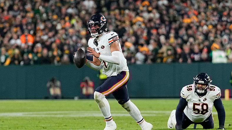 Chicago Bears quarterback Justin Fields