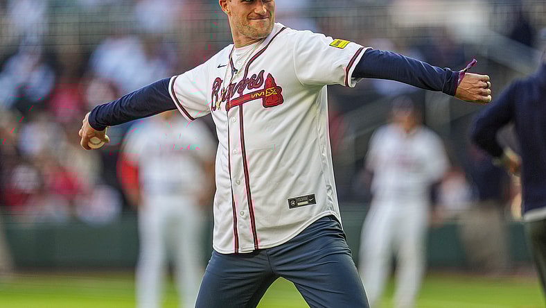 Atlanta Falcons quarterback Kirk Cousins