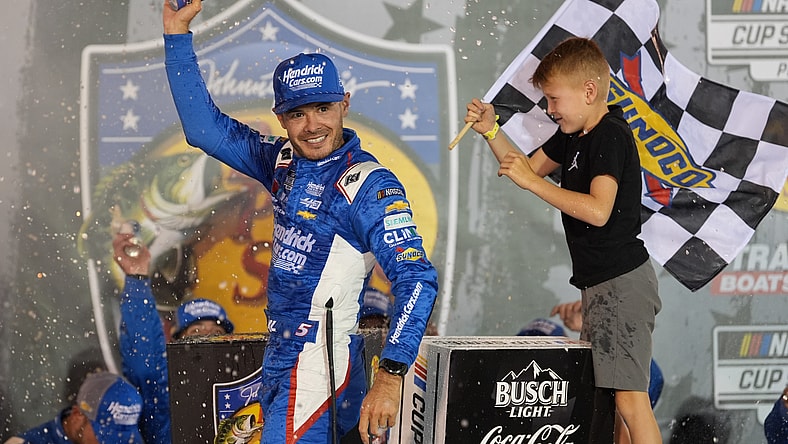 NASCAR: Bass Pro Shops Night Race