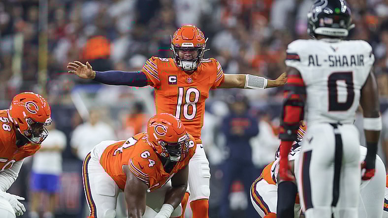 Chicago Bears' Caleb Williams against the Houston Texans