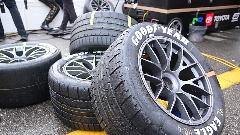 NASCAR: USA TODAY 301