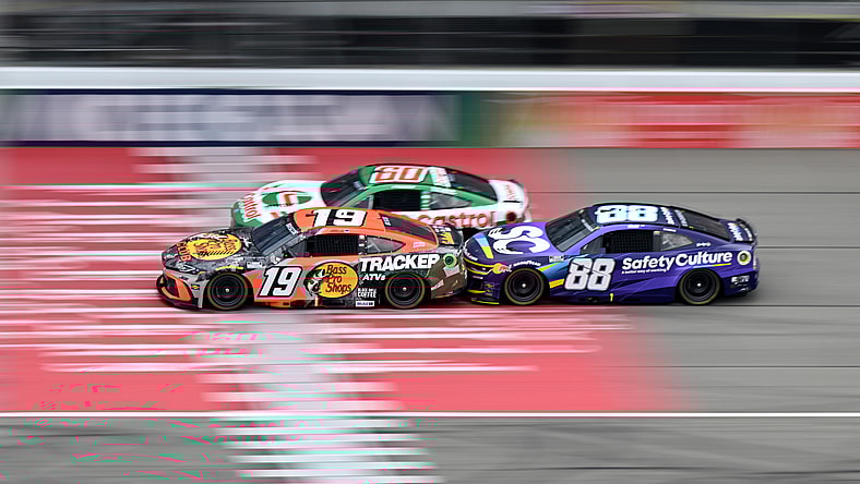 NASCAR: NASCAR Cup Series Race at Michigan