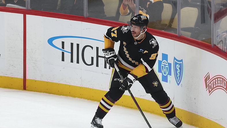 NHL: Chicago Blackhawks at Pittsburgh Penguins