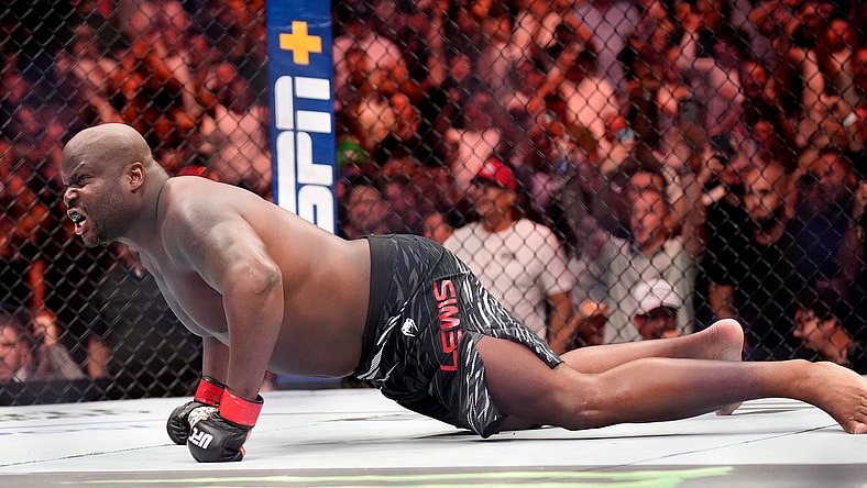 derrick lewis next fight