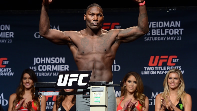 MMA: UFC 187-Johnson vs Cormier-Weigh Ins