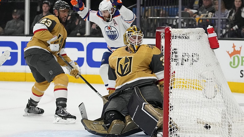 Vegas Golden Knights, Laurent Brossoit