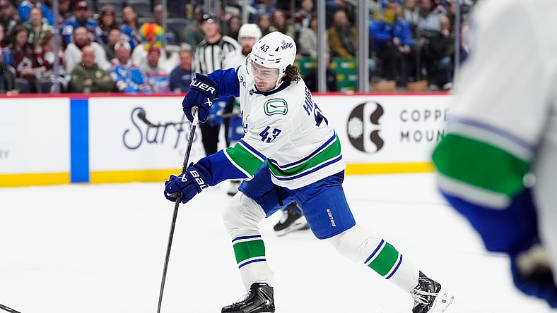 NHL: Vancouver Canucks at Colorado Avalanche