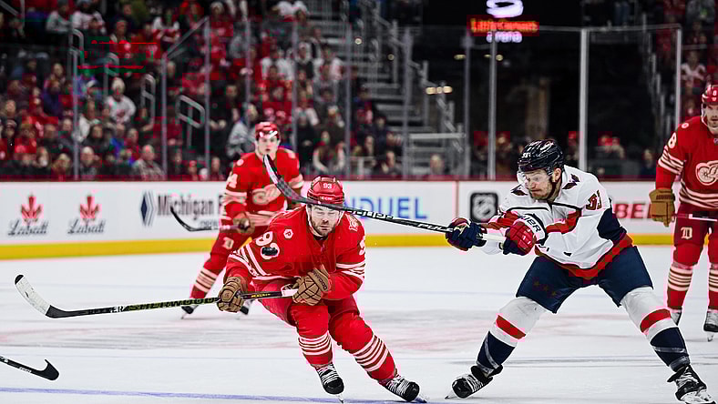 NHL: Washington Capitals at Detroit Red Wings