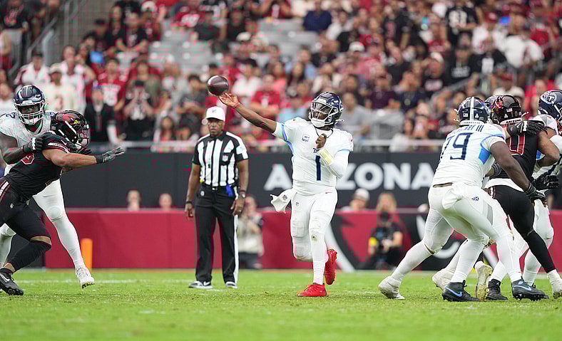 NFL: Tennessee Titans at Arizona Cardinals
