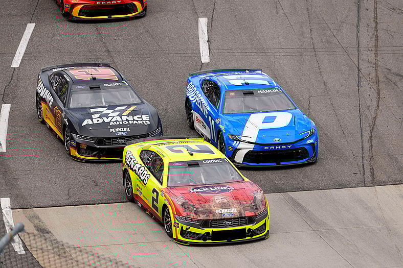 NASCAR: NASCAR Cup Series Race at Martinsville