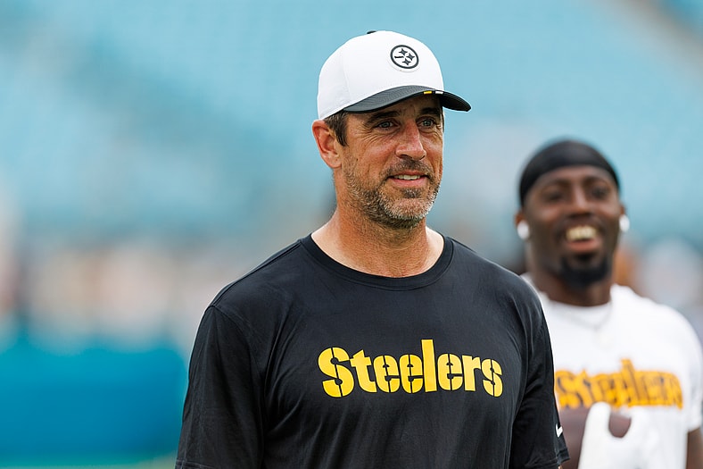 Pittsburgh Steelers quarterback Aaron Rodgers