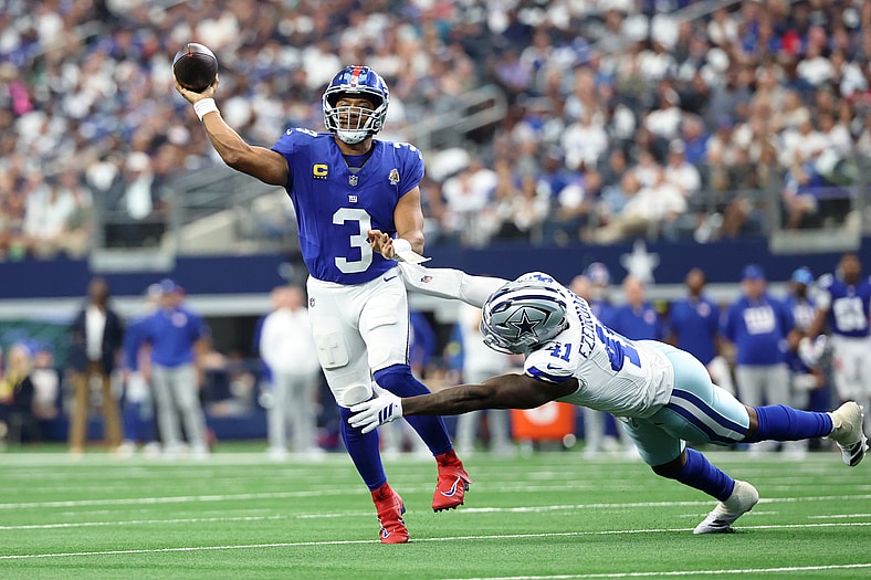 NFL: New York Giants at Dallas Cowboys